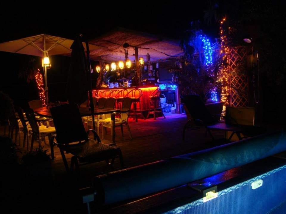 Holiday Vendeghaz Es Szabadidokert Jardanhaza Exterior foto